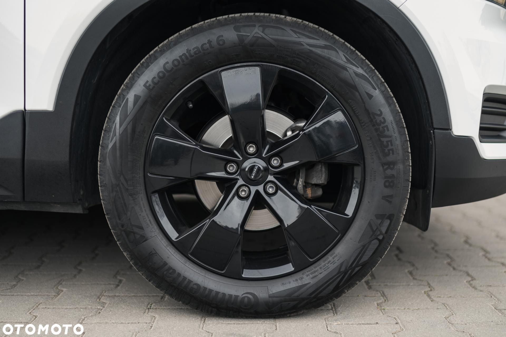 Volvo XC 40 - 40