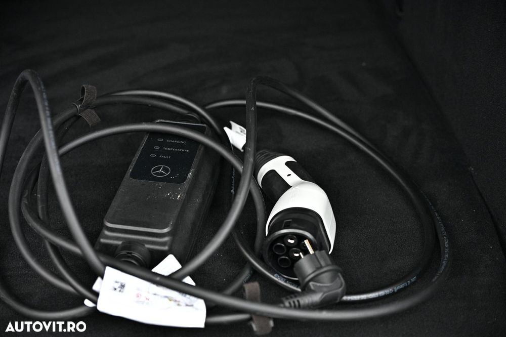 Mercedes-Benz GLC 300 e 4MATIC - 27