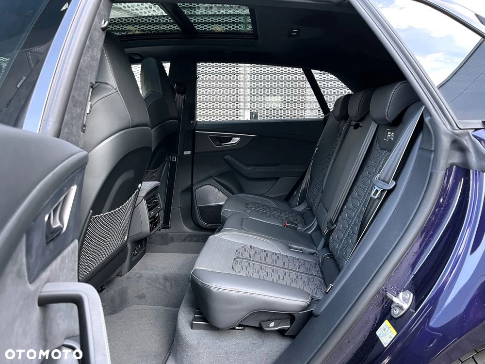 Audi RS Q8 - 19
