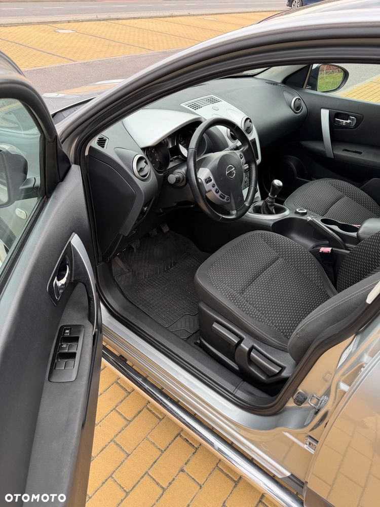 Nissan Qashqai 2.0 4 x 4 tekna - 10