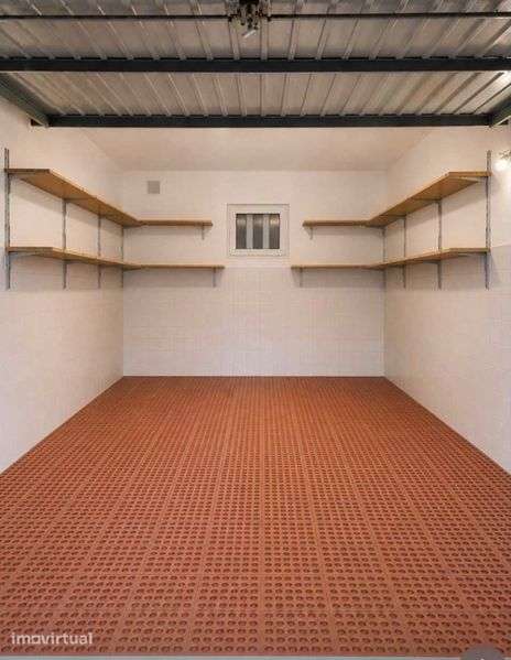 Garagem Mem-Martins  Aluga-se - Grande imagem: 2/3