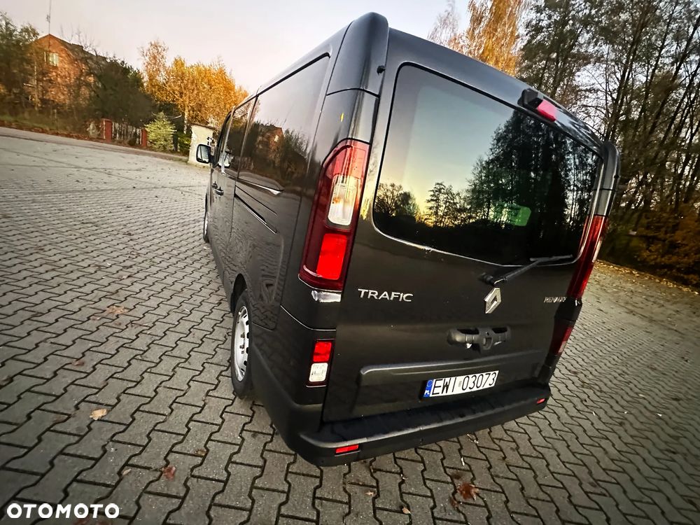 Renault Trafic ENERGY dCi 125 Grand Spaceclass - 17