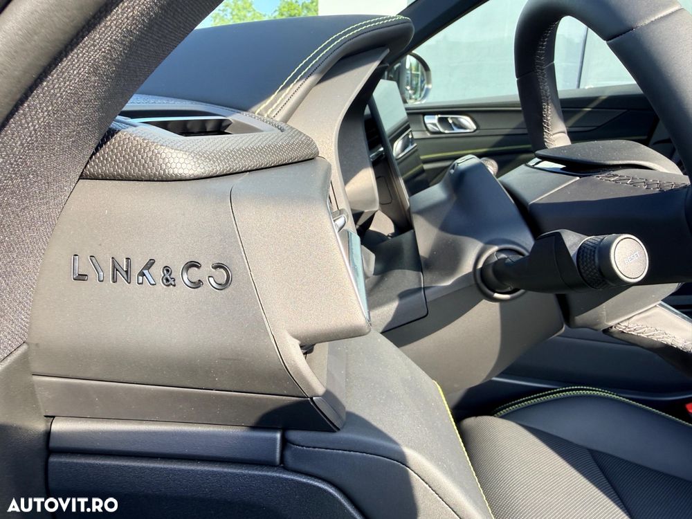 Lynk&Co 01 - 8