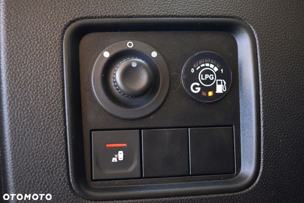 Dacia Duster - 25
