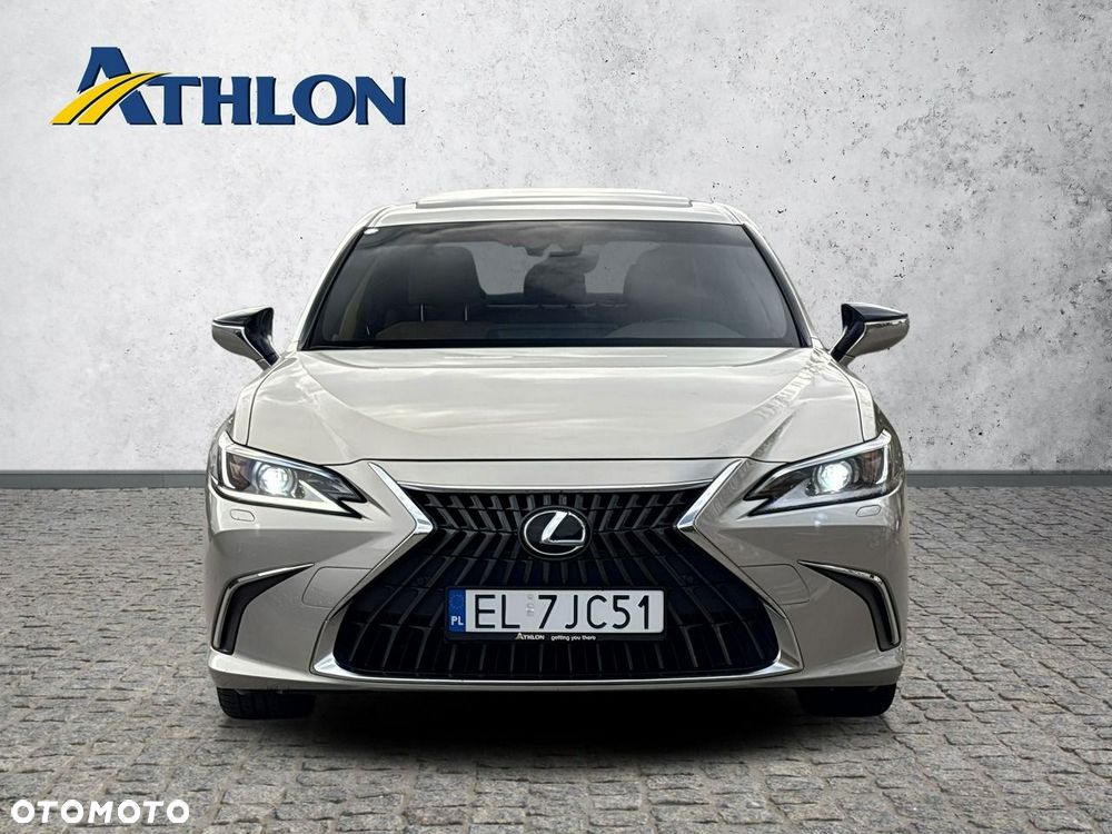 Lexus ES 300h Business Edition - 8