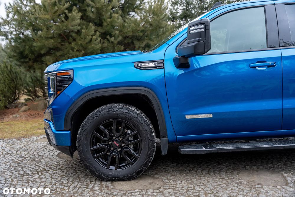 GMC Sierra - 16