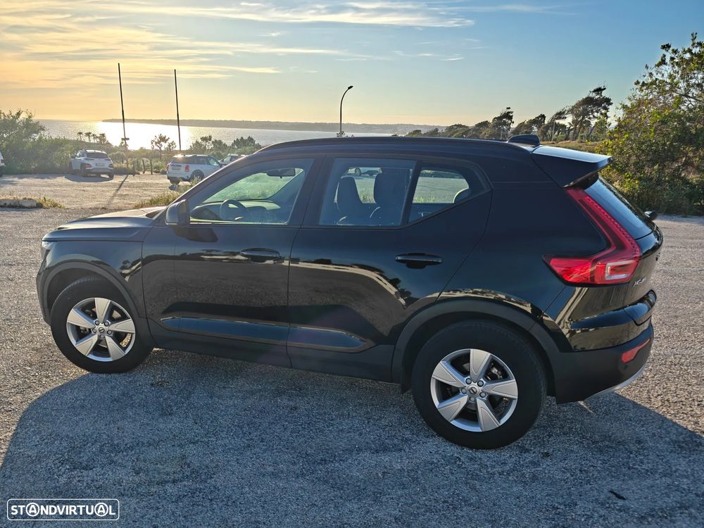 Volvo XC 40 1.5 T2 Essential Auto - 5