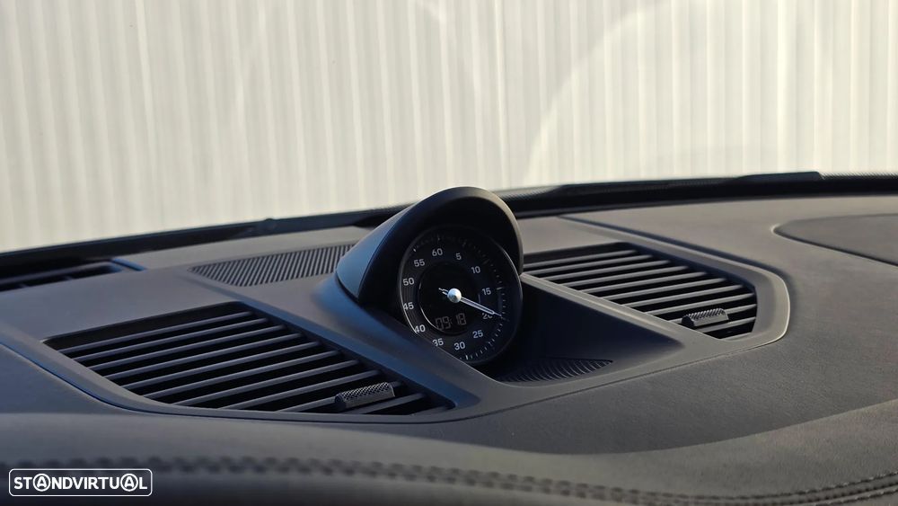 Porsche 911 (992) Carrera PDK - 23