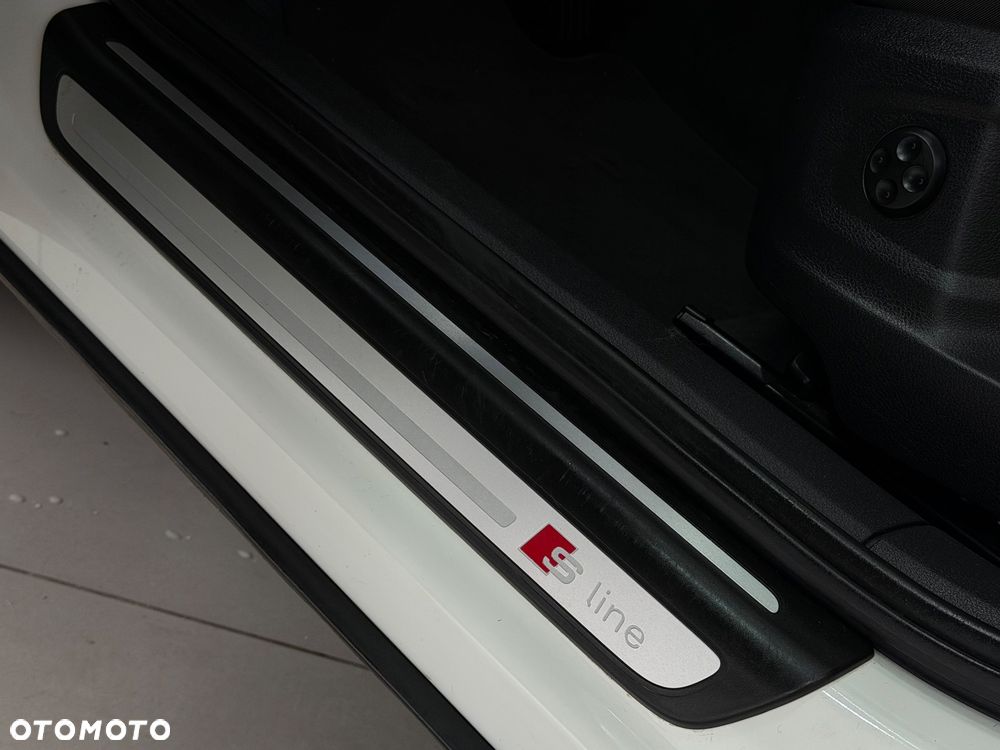 Audi Q3 2.0 TDI Sport - 9
