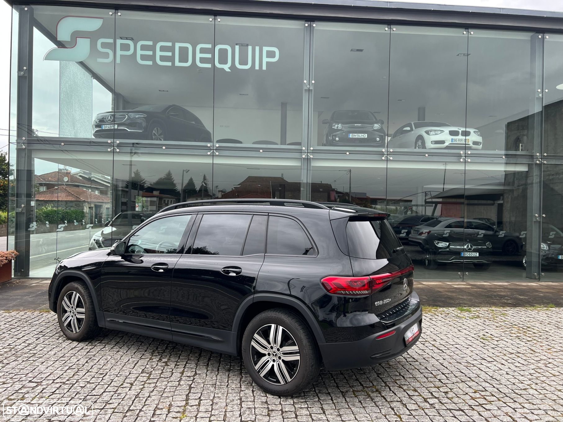 Mercedes-Benz EQB 250+ Progressive - 4