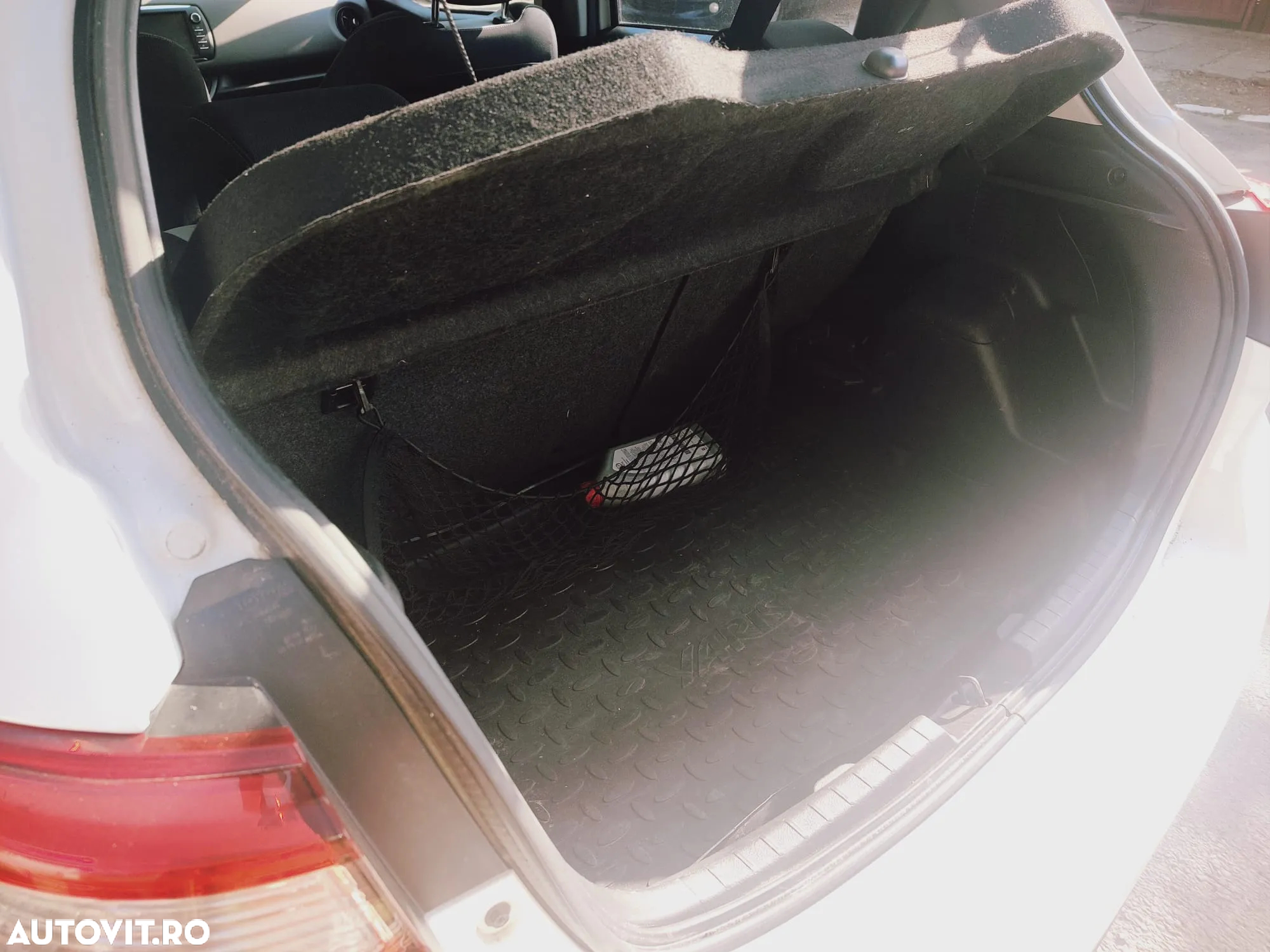 Toyota Yaris - 6