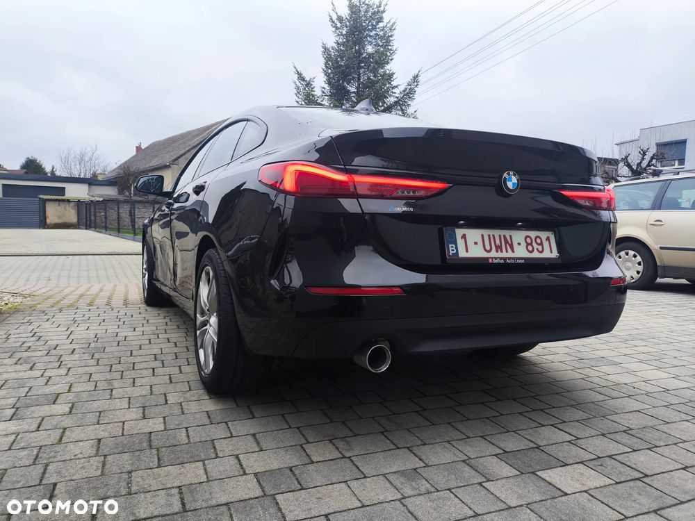 BMW Seria 2 216d - 11