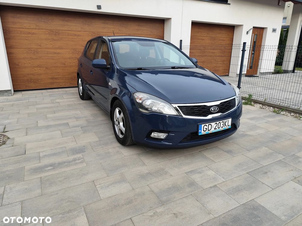 Kia Ceed 1.6 L - 4