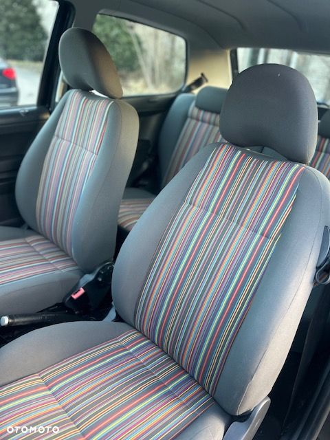 Volkswagen Fox - 9