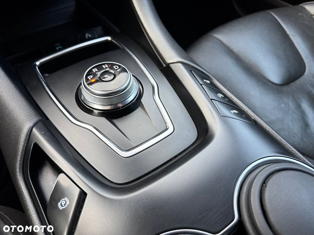 Ford Mondeo 2.0 EcoBlue Titanium - 29