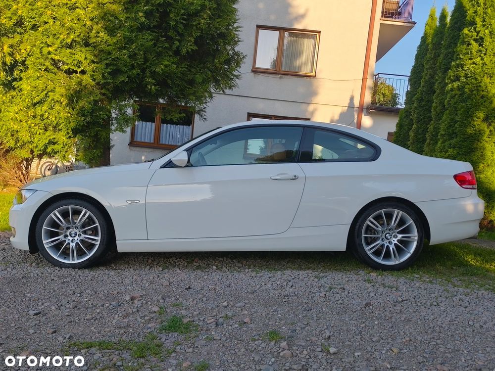 BMW Seria 3 320d Coupe - 3