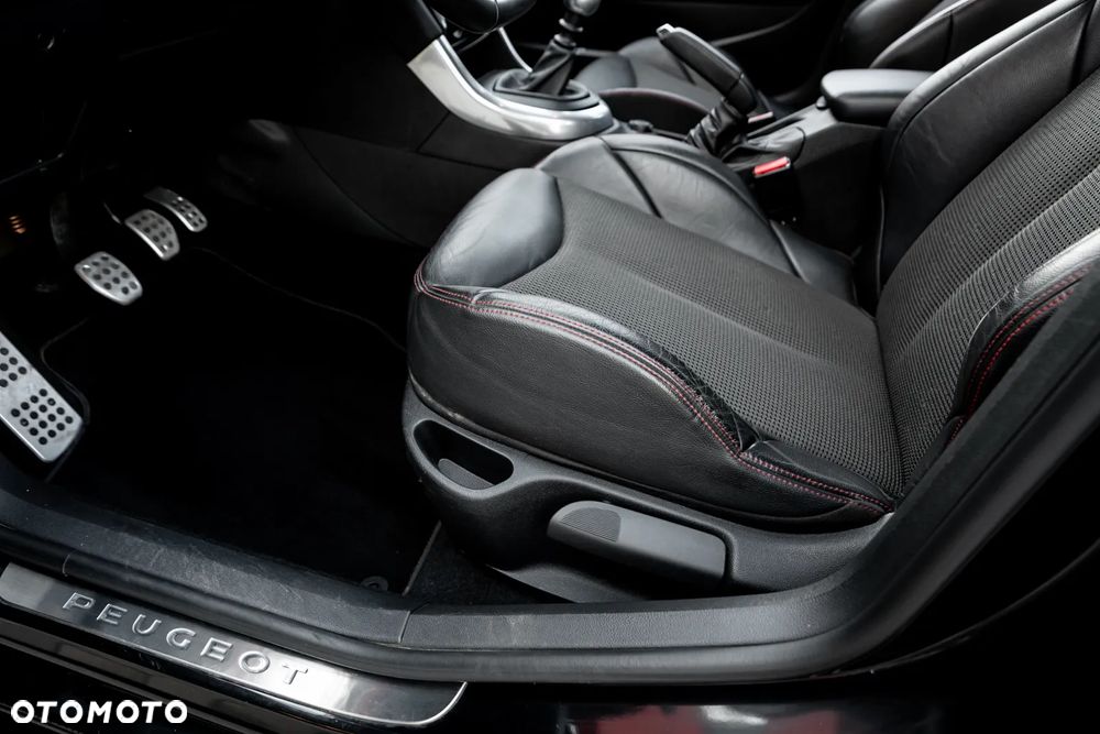 Peugeot 308 1.6 THP GTi - 17