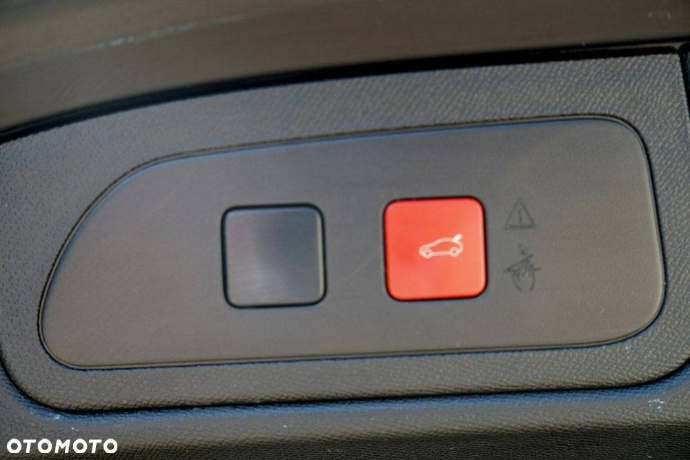 DS Automobiles DS 7 Crossback - 12