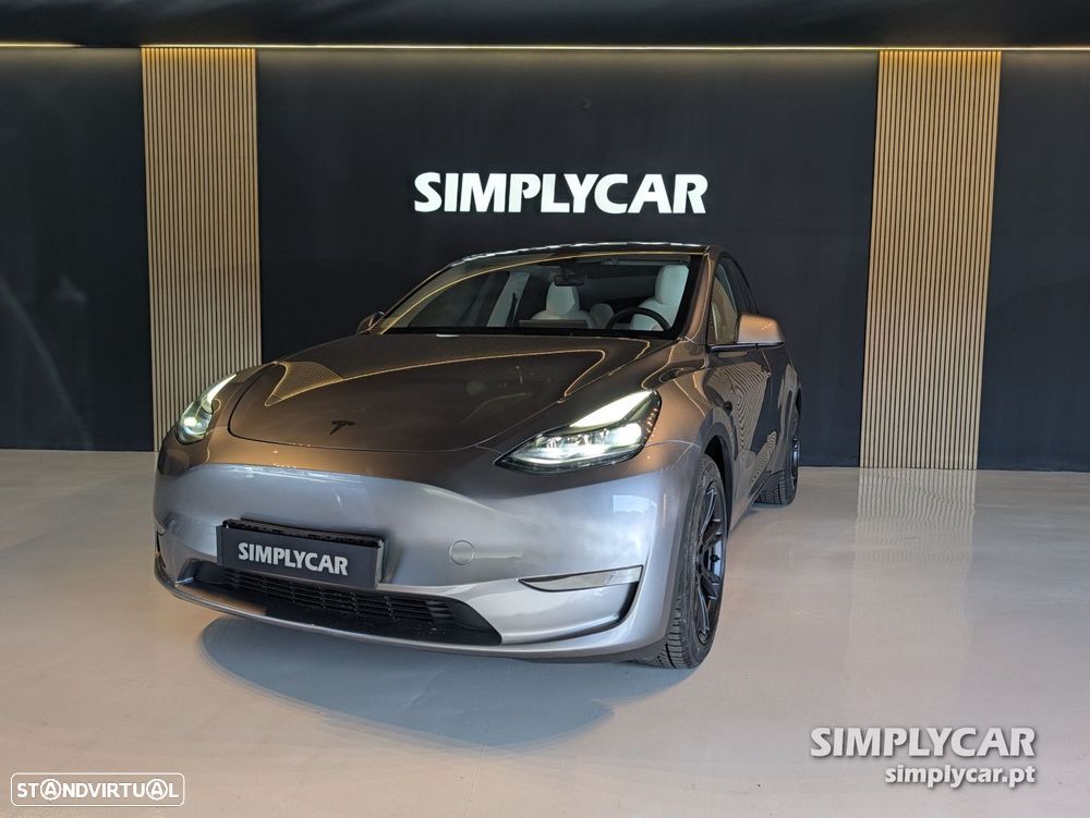 Tesla Model Y Long Range Dual Motor AWD - 2