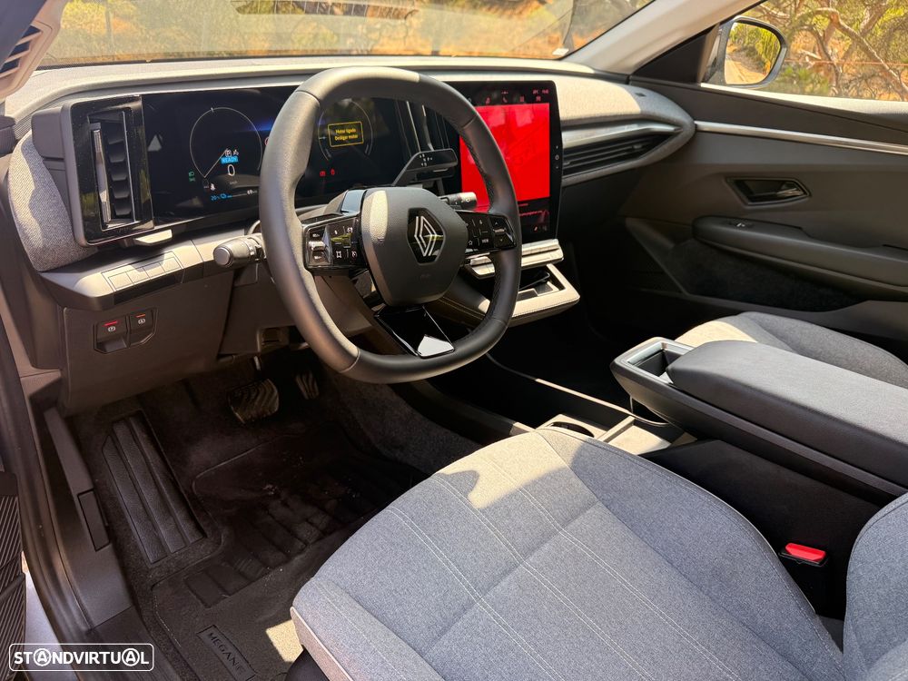 Renault Mégane E-Tech EV60 Evolution ER Autonomia Comfort CA7 - 9