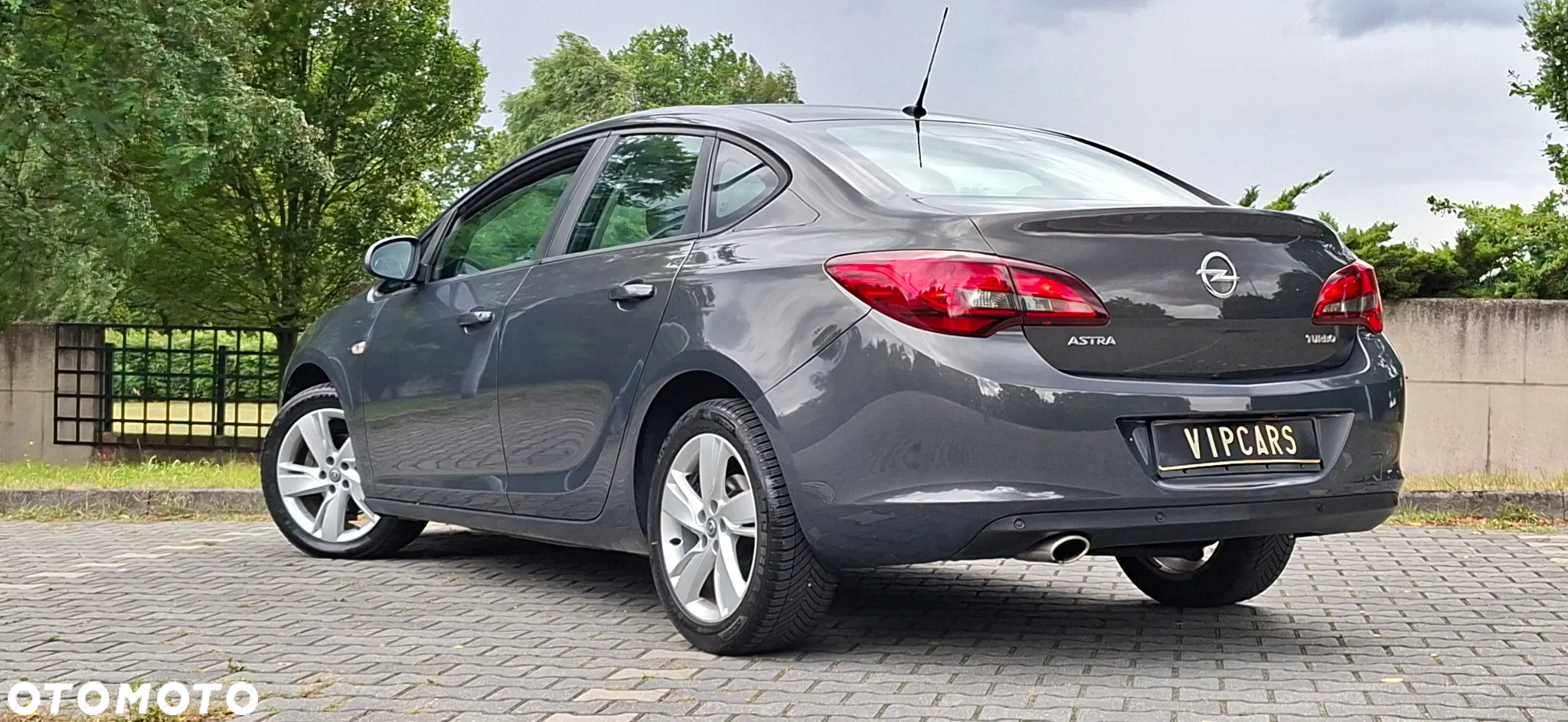 Opel Astra 1.4 Turbo ENERGY - 12