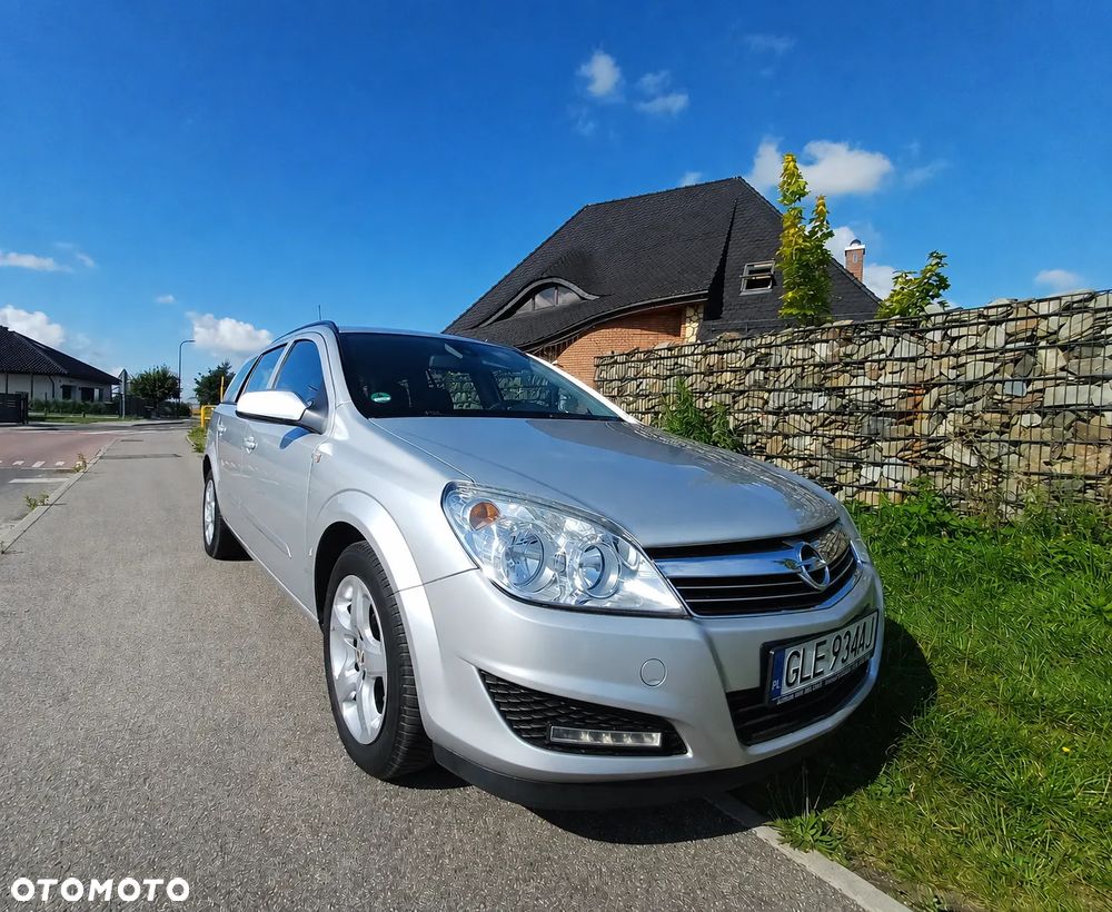 Opel Astra - 1