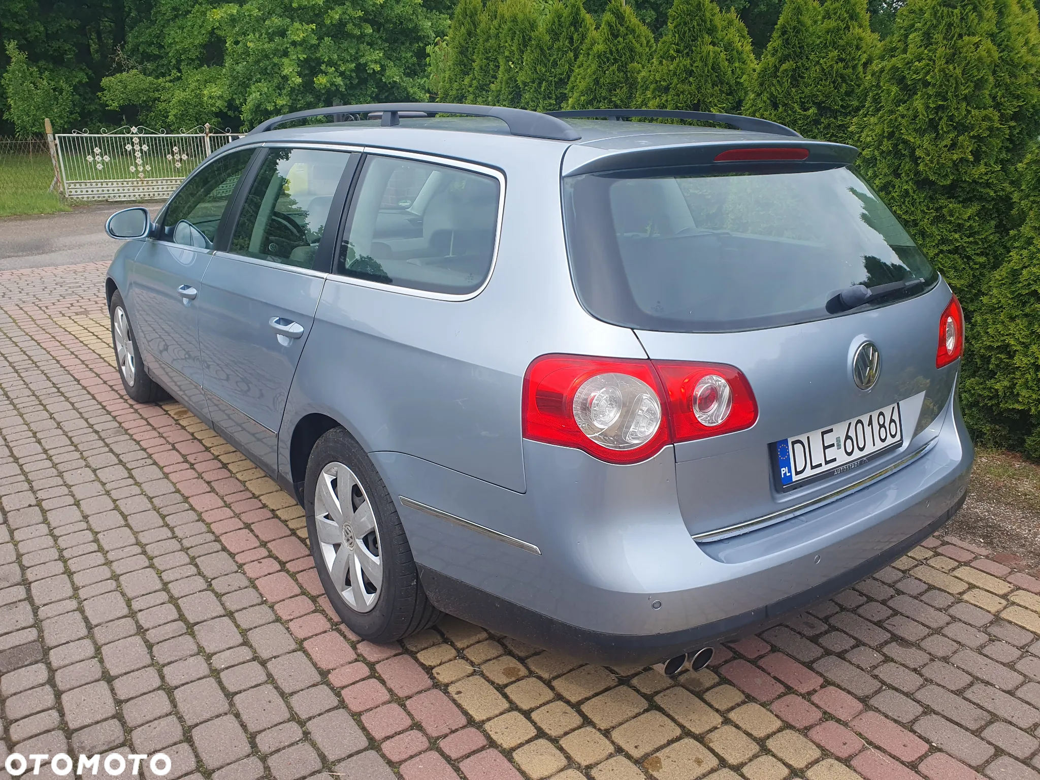 Volkswagen Passat 2.0 FSI Comfortline - 3