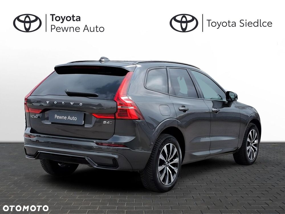 Volvo XC 60 B4 D AWD Ultimate Dark - 5