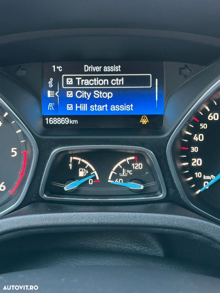 Ford Focus 1.5 EcoBlue Start-Stopp-System TITANIUM - 28