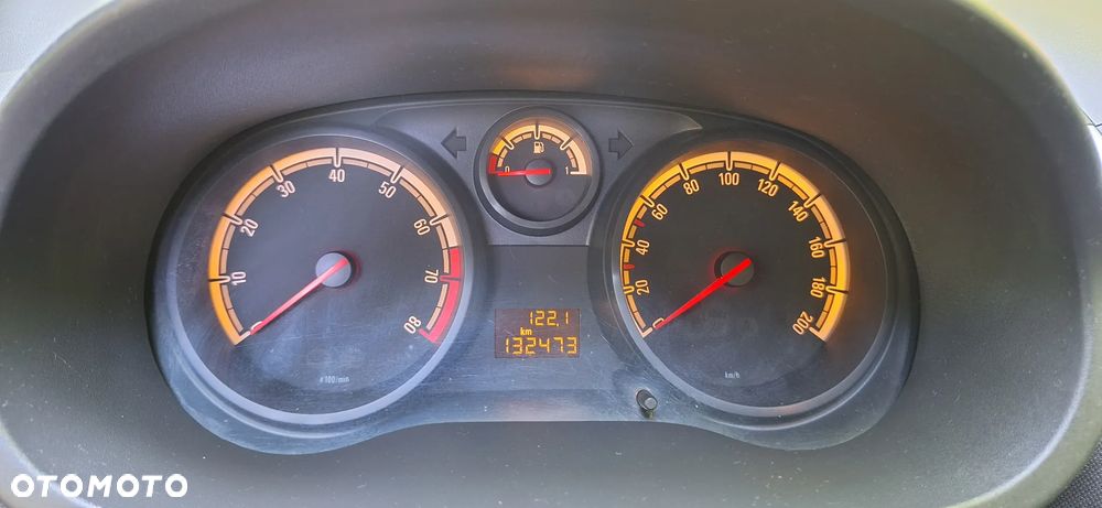 Opel Corsa - 13