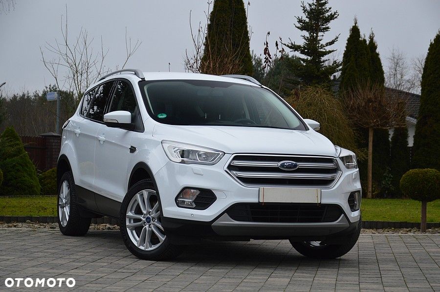 Ford Kuga 1.5 EcoBoost 2x4 SYNC - 1