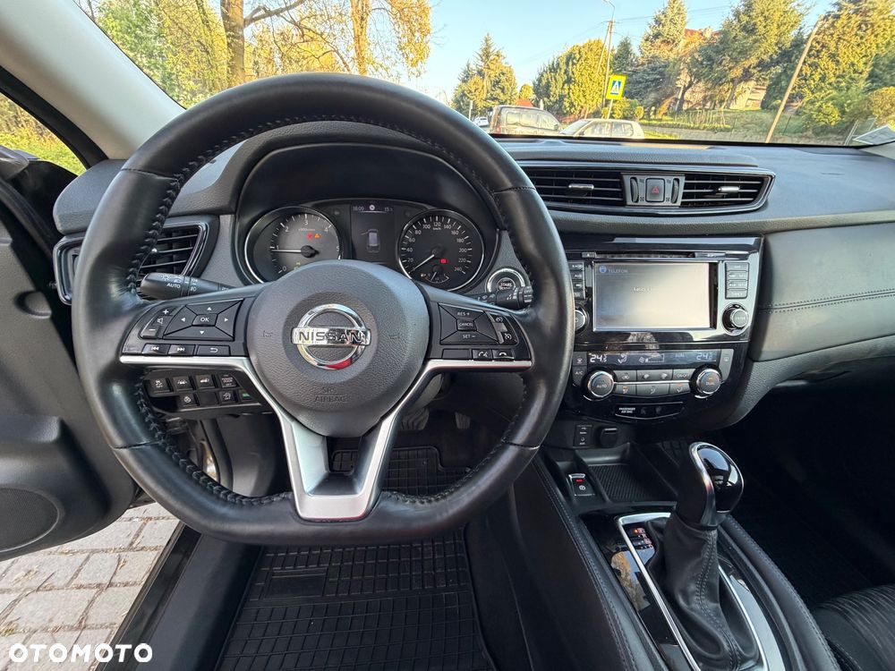 Nissan X-Trail 2.0 dCi ALL-MODE 4x4i Xtronic Tekna - 26