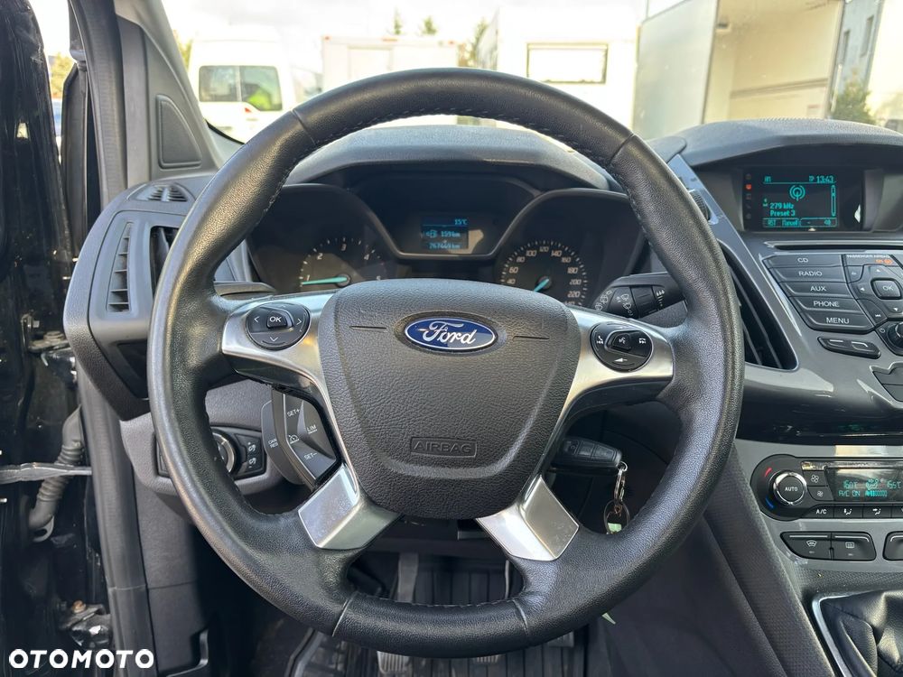 Ford Tourneo Connect - 19