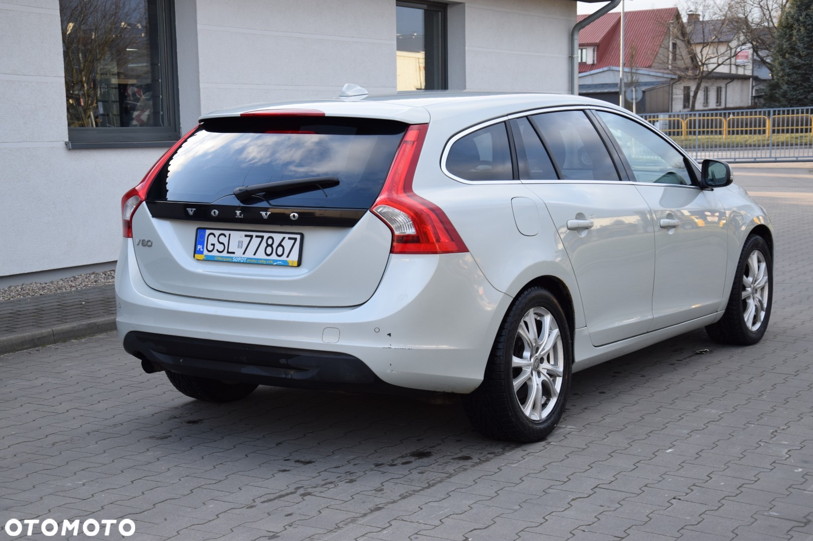 Volvo V60 D4 - 4