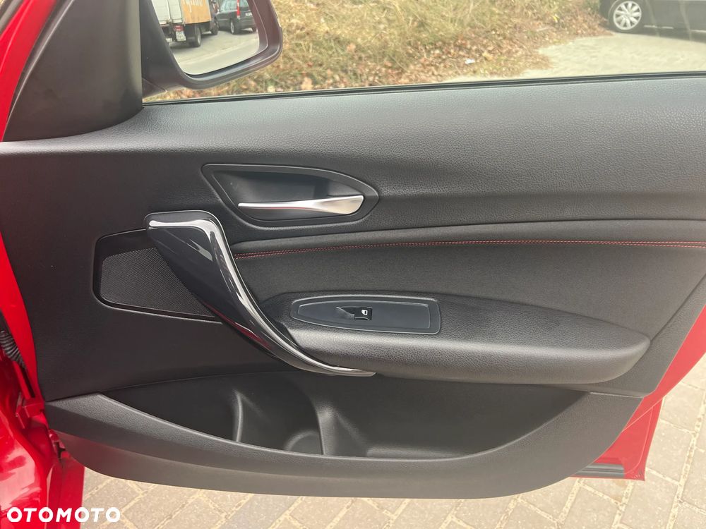 BMW Seria 1 116i Sport Line - 21