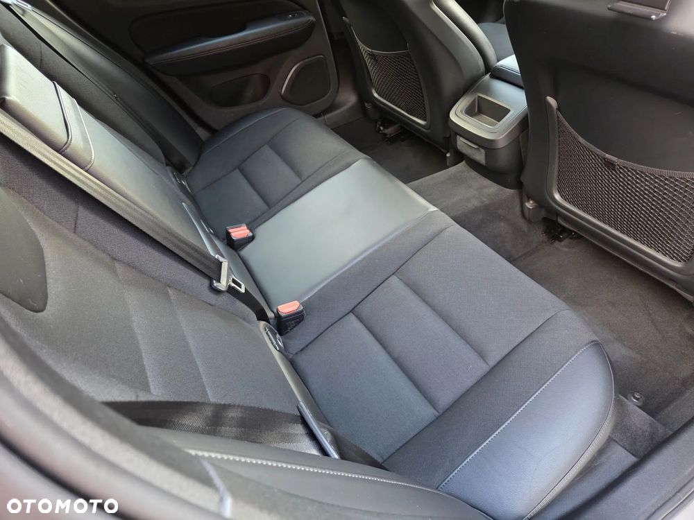 Volvo V60 D3 Momentum Pro - 8