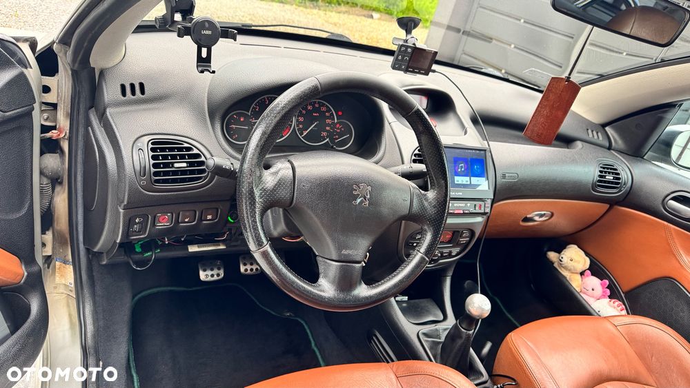 Peugeot 206 - 10