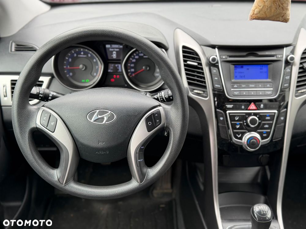 Hyundai i30 1.4 Trend - 16