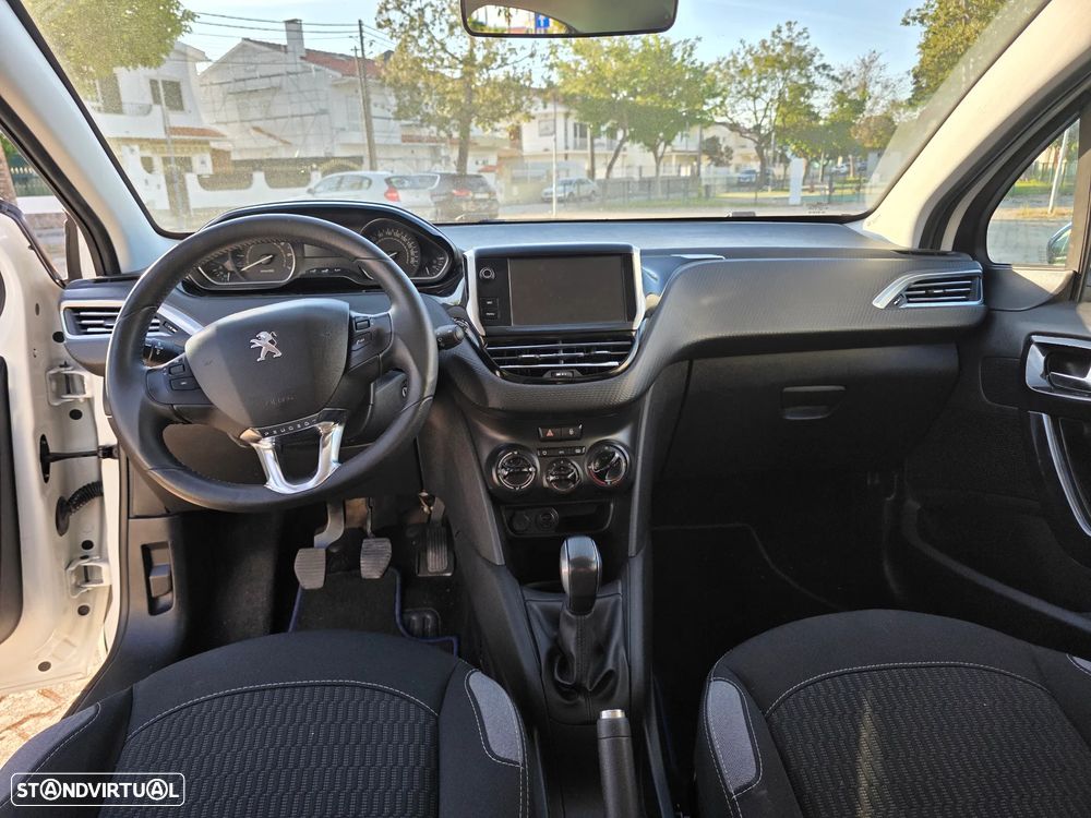 Peugeot 208 82 PureTech Style - 8
