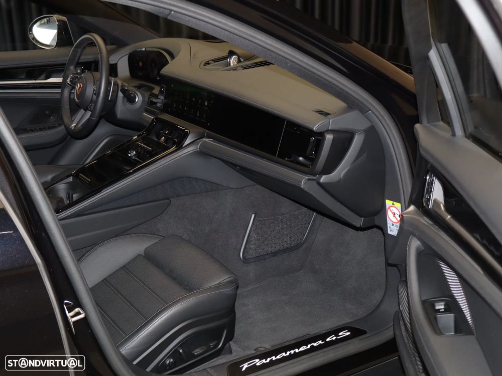 Porsche Panamera 4S E-Hybrid - 18