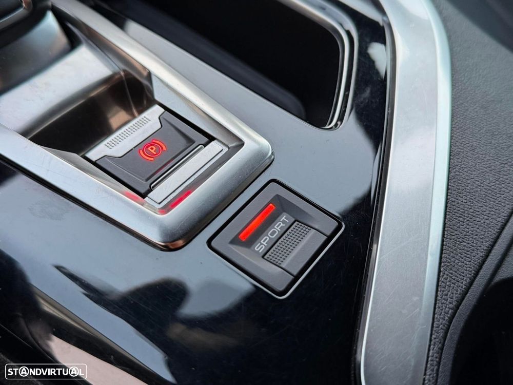 Peugeot 3008 1.5 BlueHDi GT Line EAT8 - 11