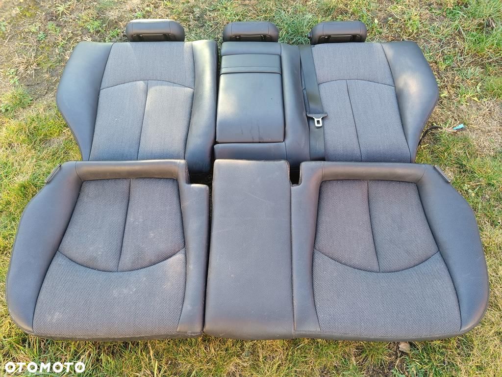 MERCEDES W211 LIFT KOMBI KANAPA PÓŁ SKÓRA CZARNA - 1