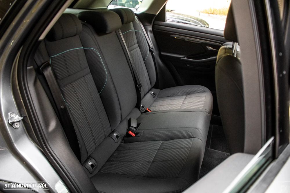 Land Rover Range Rover Evoque 2.0 D240 AWD Auto - 33