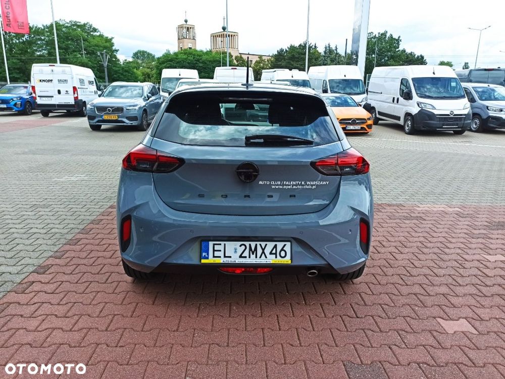 Opel Corsa - 8