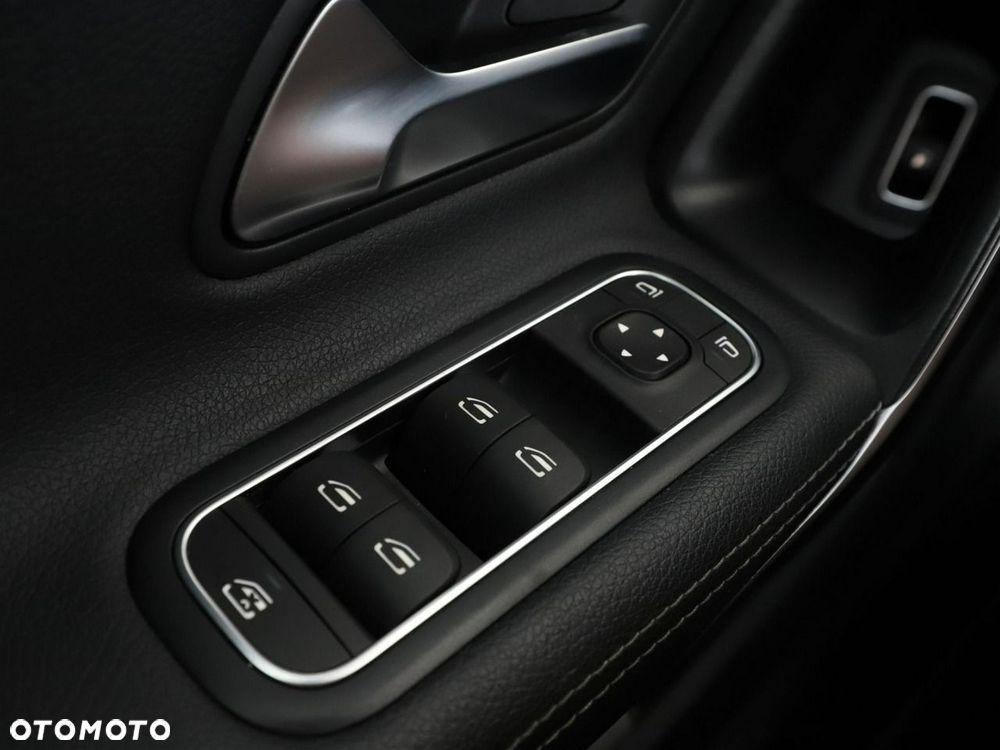 Mercedes-Benz CLA 250 e 8G-DCT Progressive - 39
