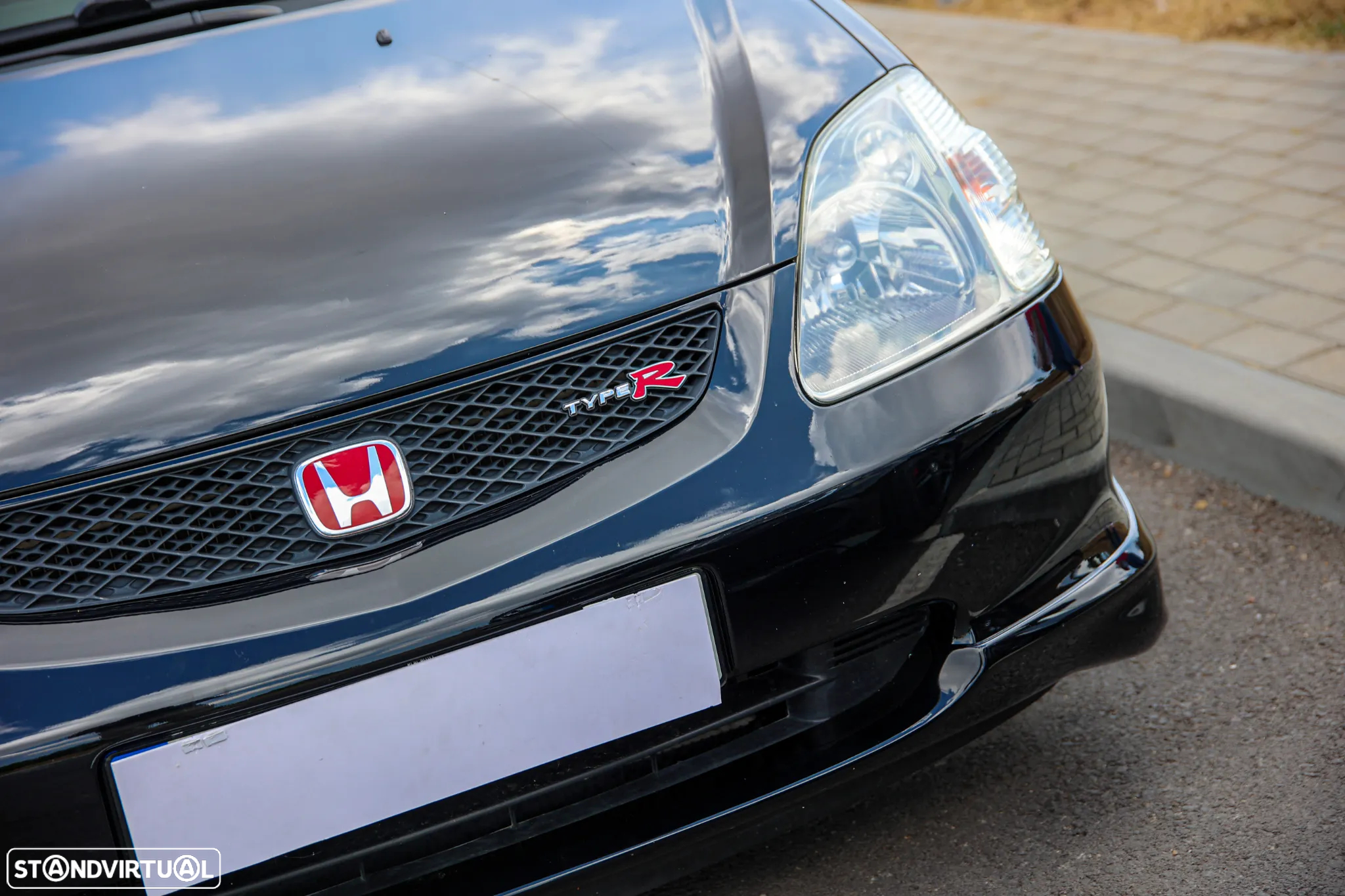 Honda Civic 2.0 Type-R - 11