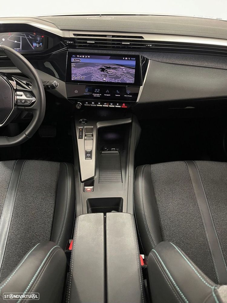 Peugeot 308 SW 1.2 PureTech Allure Pack EAT8 - 28