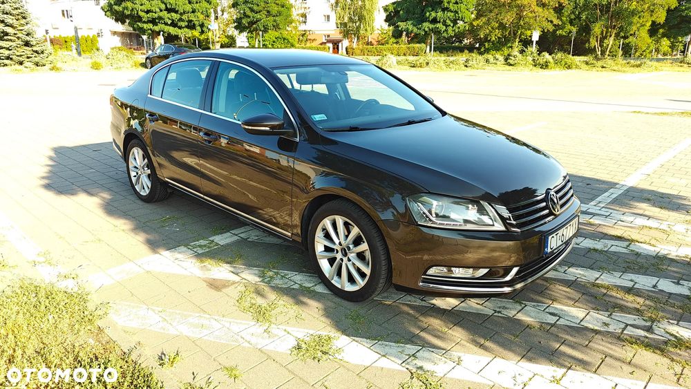 Volkswagen Passat 1.4 TSI BMT Highline - 11