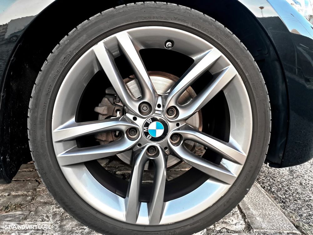 BMW 116 d Pack M - 9