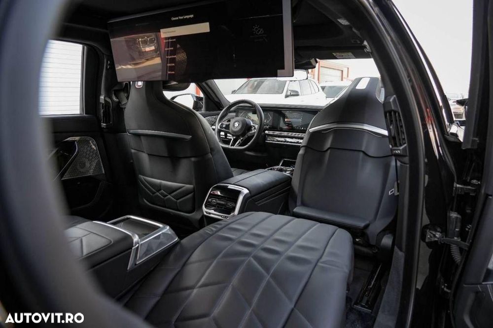 BMW Seria 7 - 16